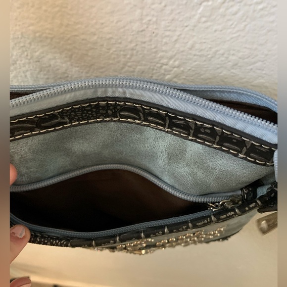 Purse - Picture 2 of 11